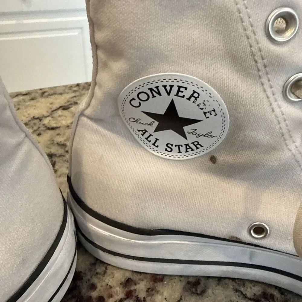 Converse Chuck Taylor All Star Hi Lace Up White Size 8